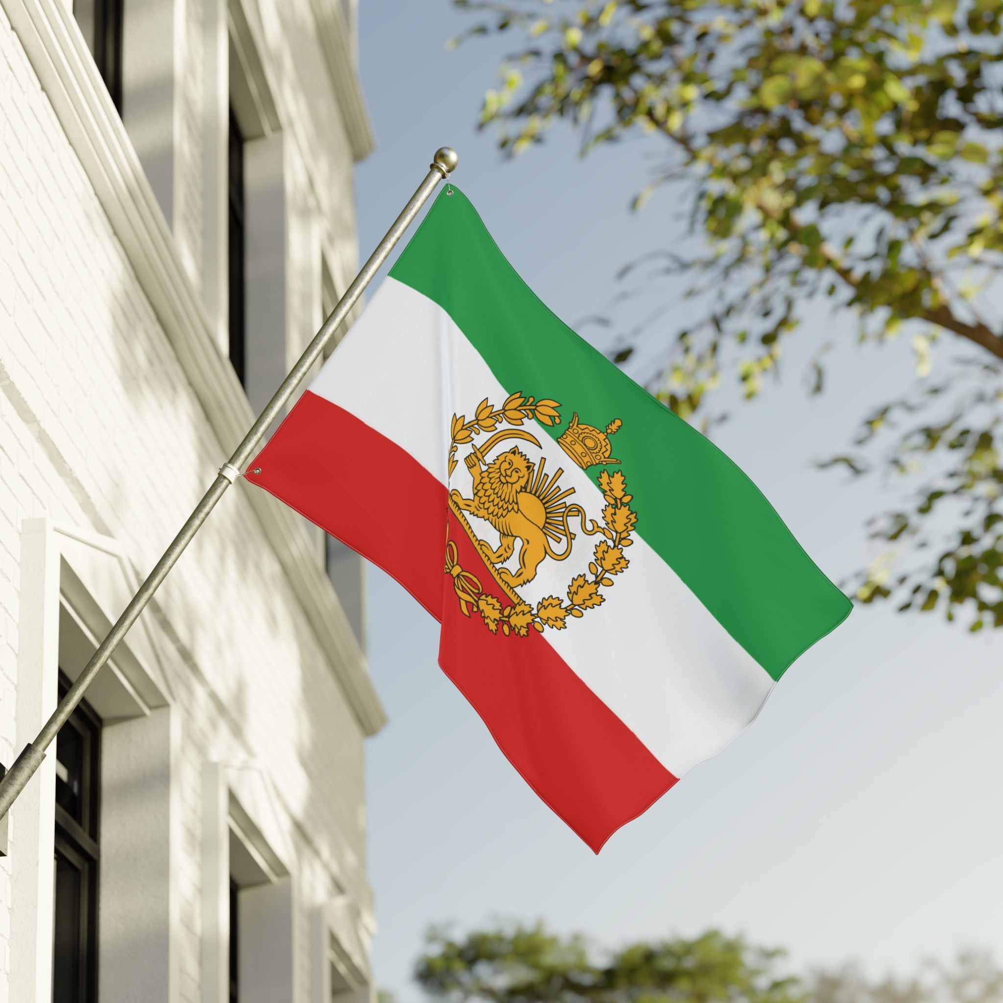 پرچم بزرگ شیر و خورشید تاج دار